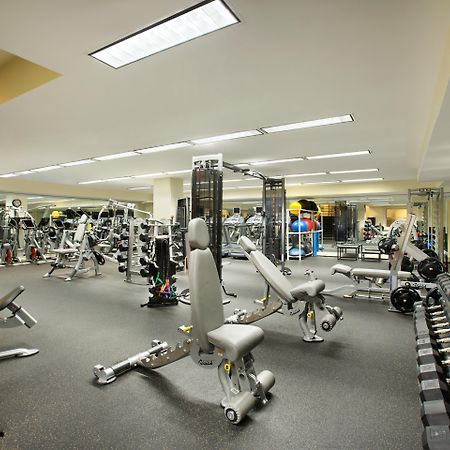 فندق فيرمونت سان فرانسيسكو المظهر الخارجي الصورة The gym at the Four Seasons Hotel, Washington, D.C.