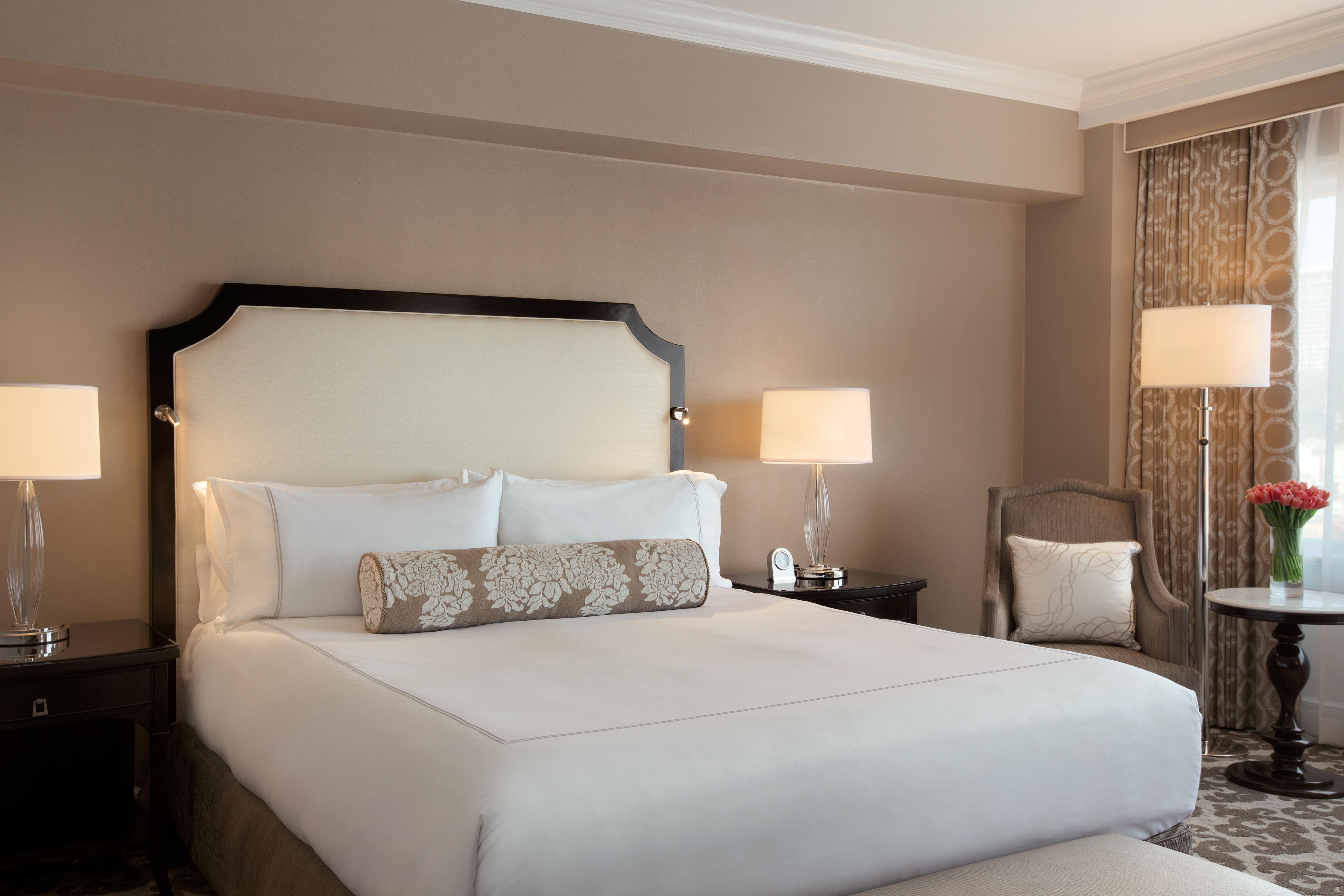 فندق فيرمونت سان فرانسيسكو المظهر الخارجي الصورة A guest room at the Four Seasons Hotel